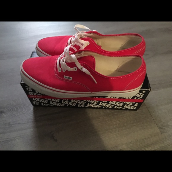 Vans - Picture 1 of 2
